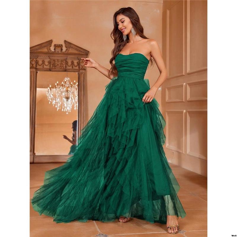 solid color pleated wedding dress